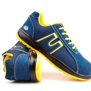 Low shoes with laces-85